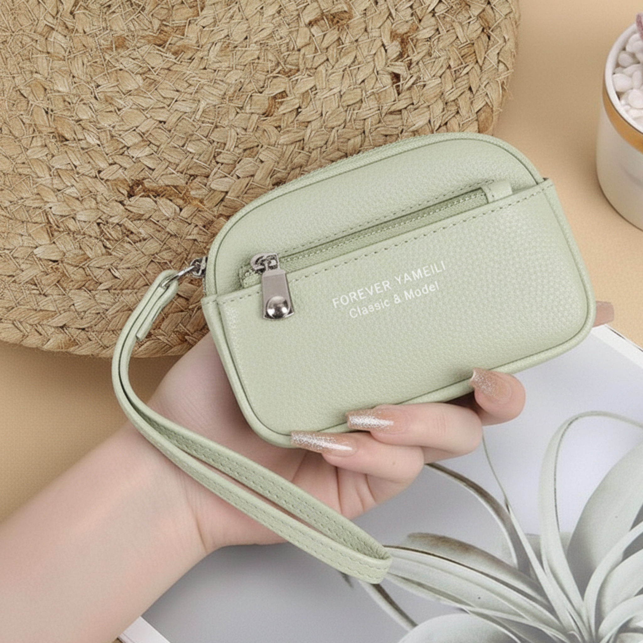 The Viyaro Essential Mini Clutch