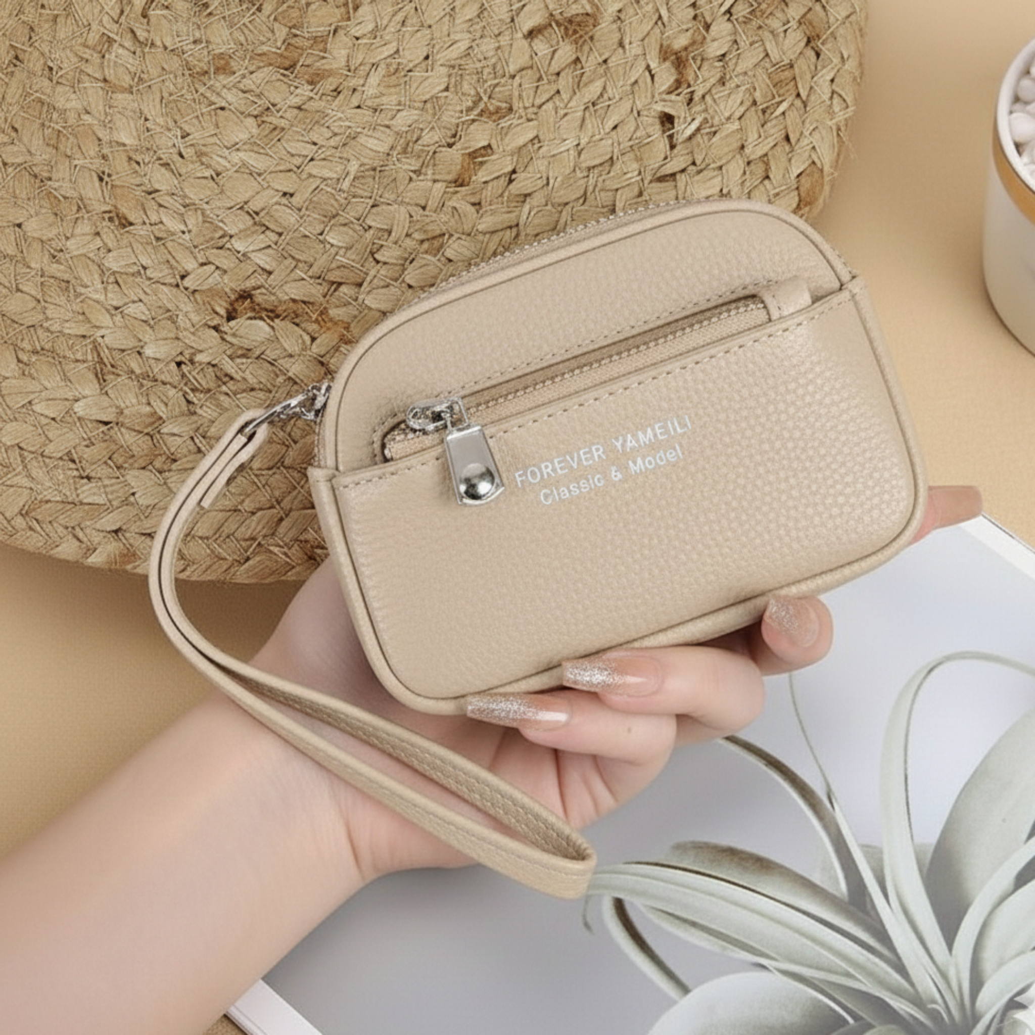 The Viyaro Essential Mini Clutch