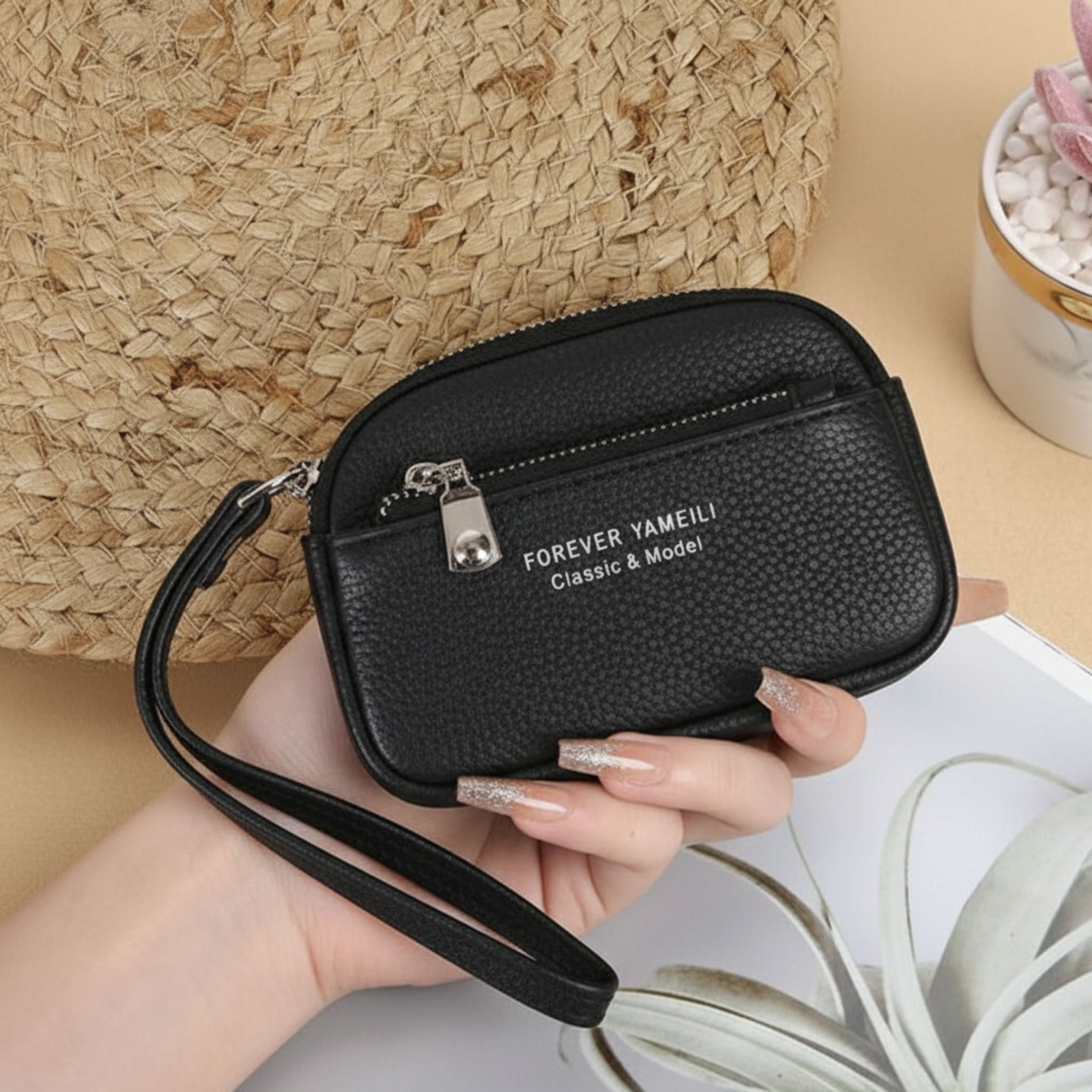 The Viyaro Essential Mini Clutch
