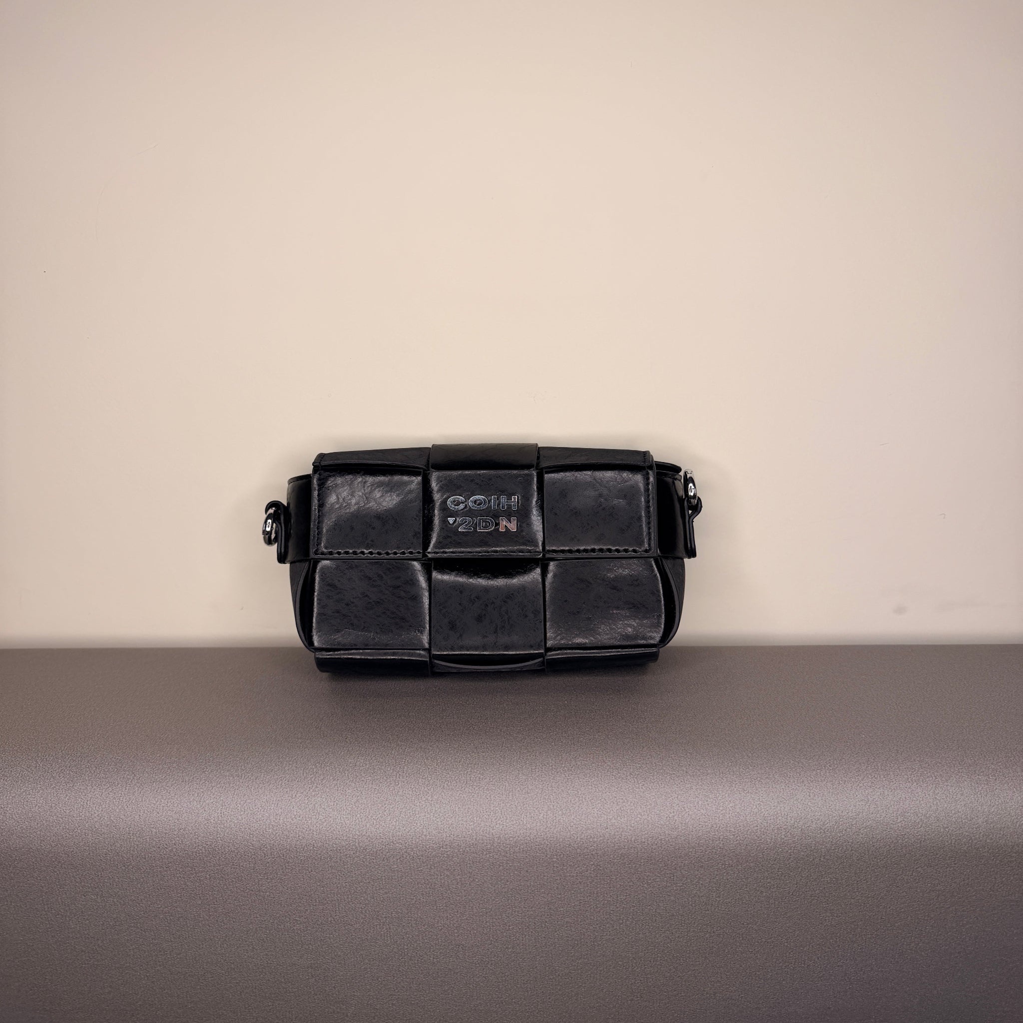 VIYARO Party Pop Handbag